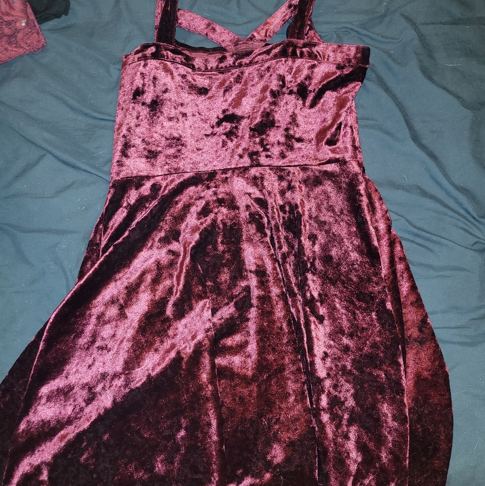 Forever 21 dress large, maroon